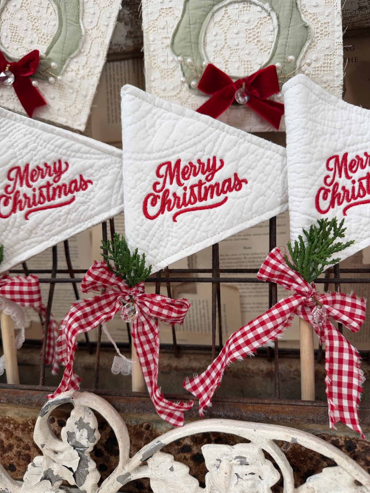 Merry Christmas Vase Filler Pennant