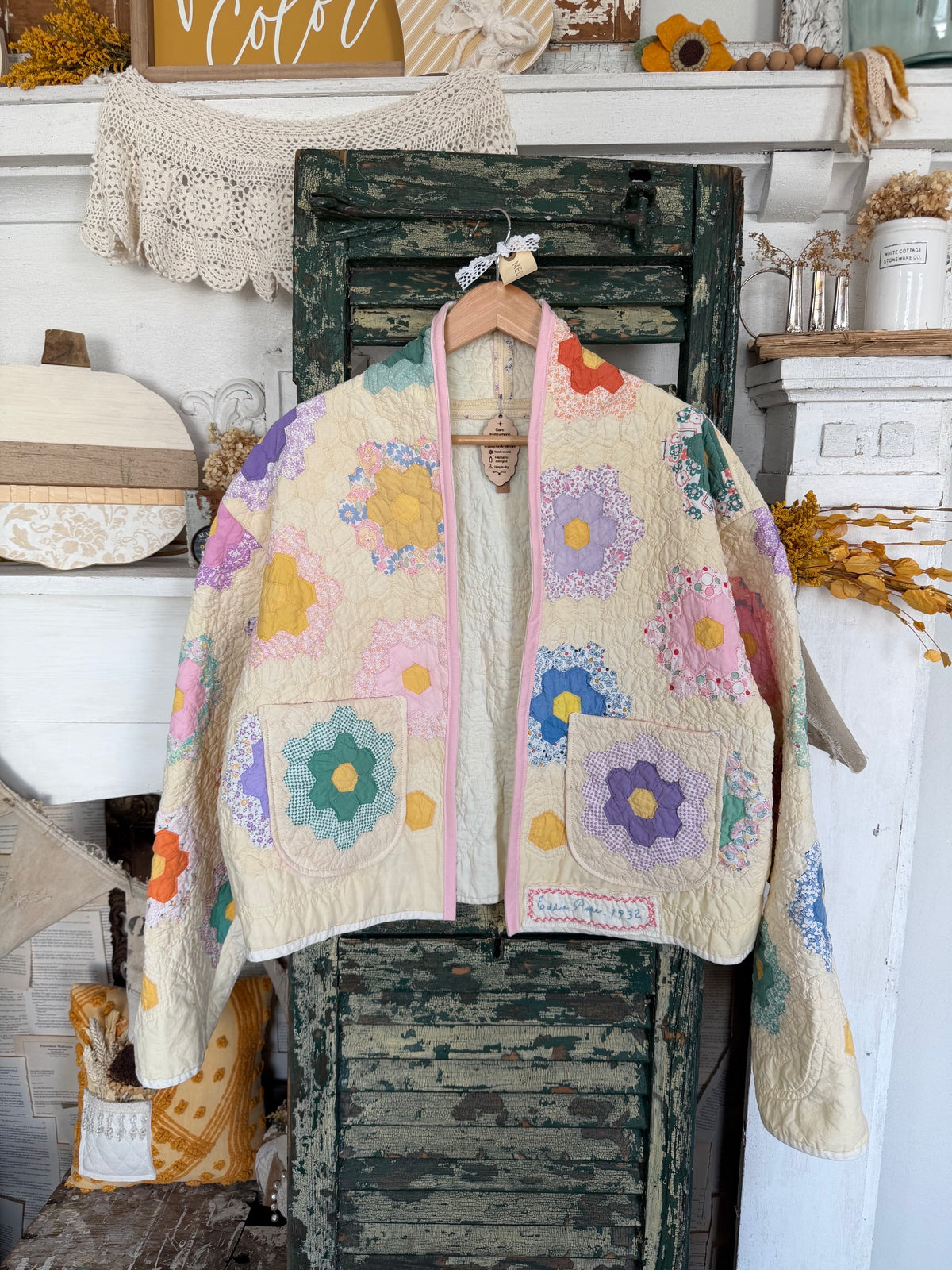 Linda - Medium Grandma Garden, Yellow Quilt Jacket