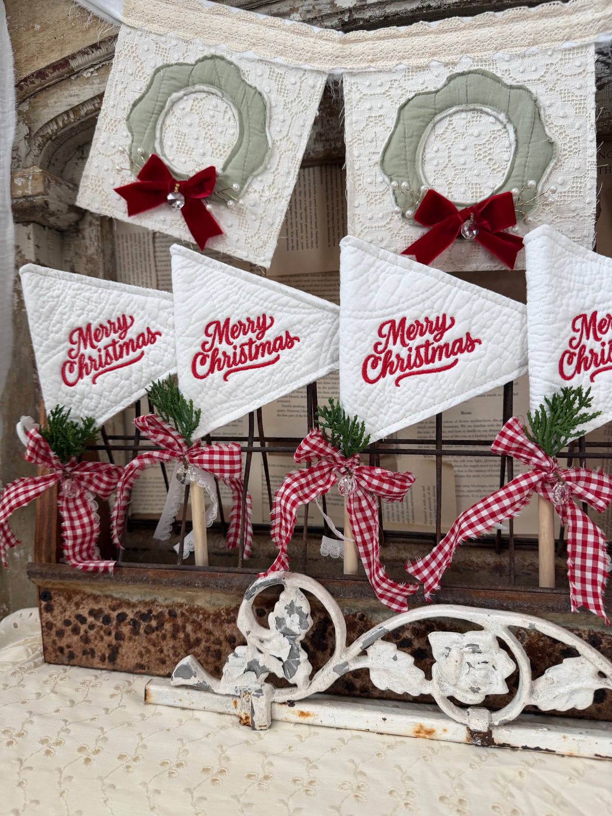 Merry Christmas Vase Filler Pennant