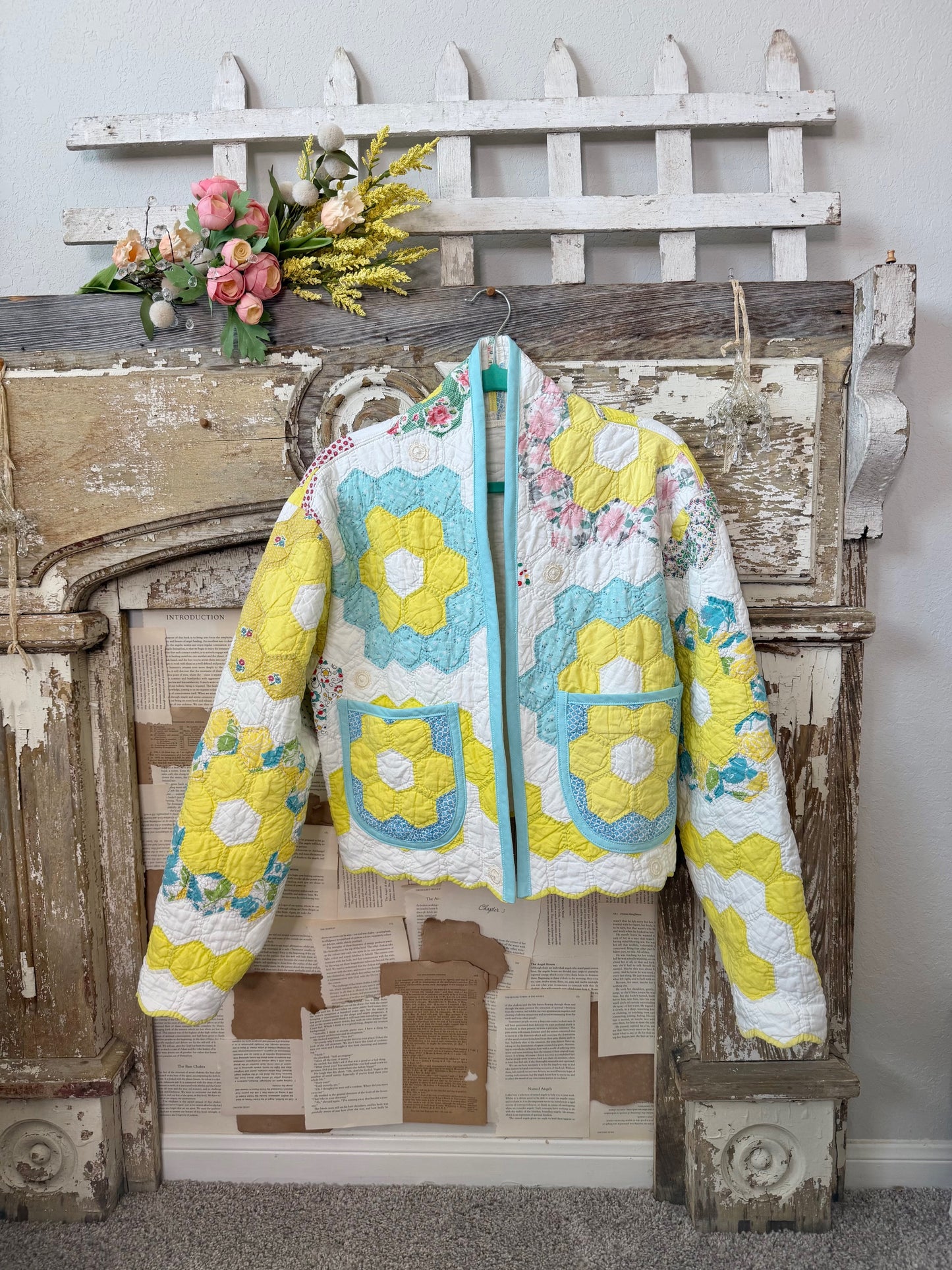 Buttercup Garden Quilt Jacket - Size Small: Oversized Style Fit